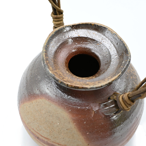 備前焼の花器 作家は渡邊琢磨