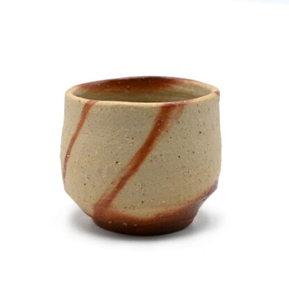 備前焼のぐい呑　作家は高力芳照
