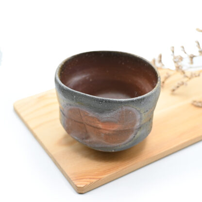 備前焼の自由杯　作家は宮尾昌弘です