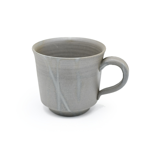 備前焼のマグカップ 作家は延原勝志です