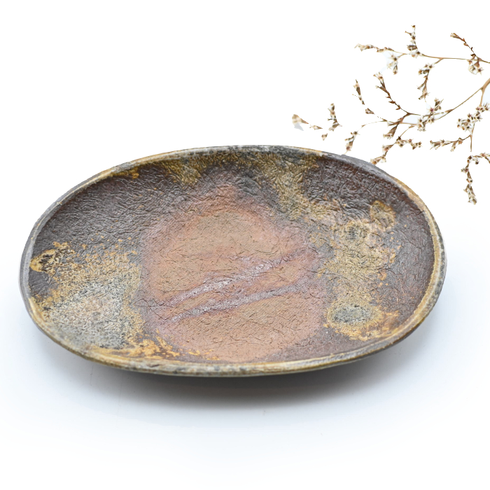 備前焼の小皿 作家は奥本丸味です