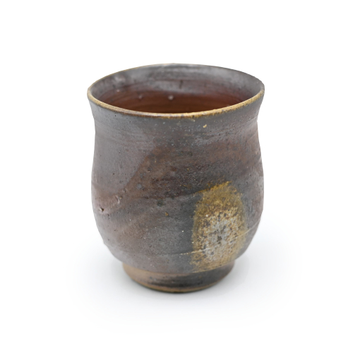 備前焼の湯呑  作家は延原勝志です