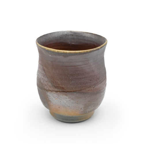 備前焼の湯呑  作家は延原勝志です