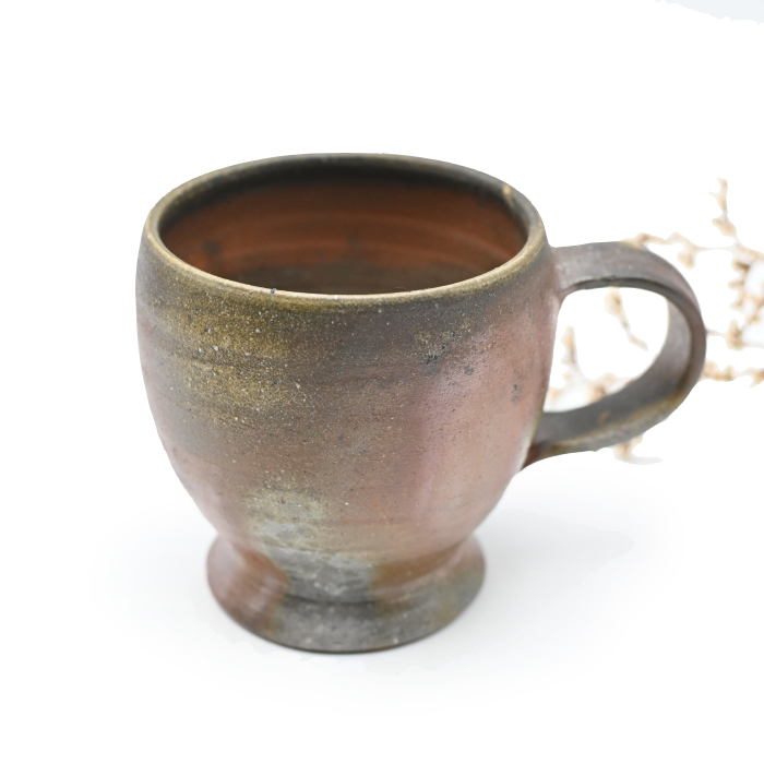 備前焼のマグカップ 作家は三好満です