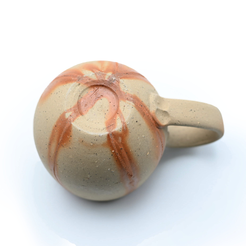 備前焼のマグカップ 作家は中居靖です