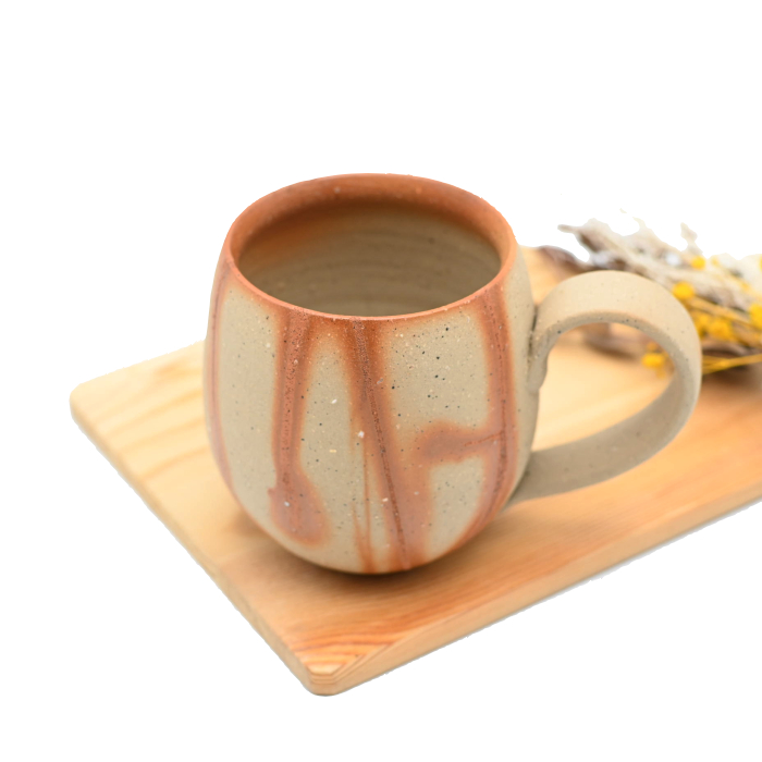 備前焼のマグカップ 作家は中居靖です