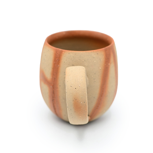 備前焼のマグカップ 作家は中居靖です