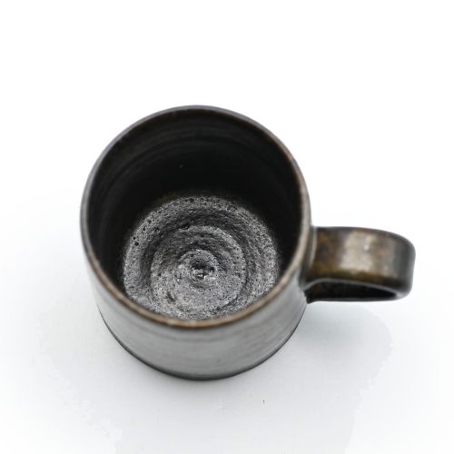 備前焼のマグカップ 作家は澁田寿昭です