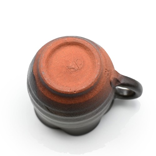 備前焼のマグカップ 窯元は武田工房です