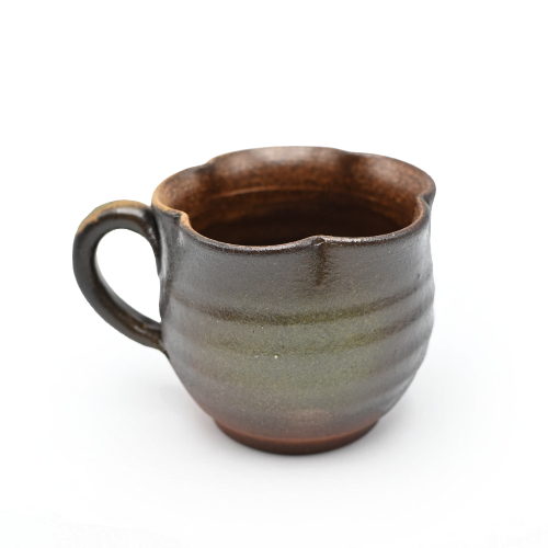 備前焼のマグカップ 窯元は武田工房です