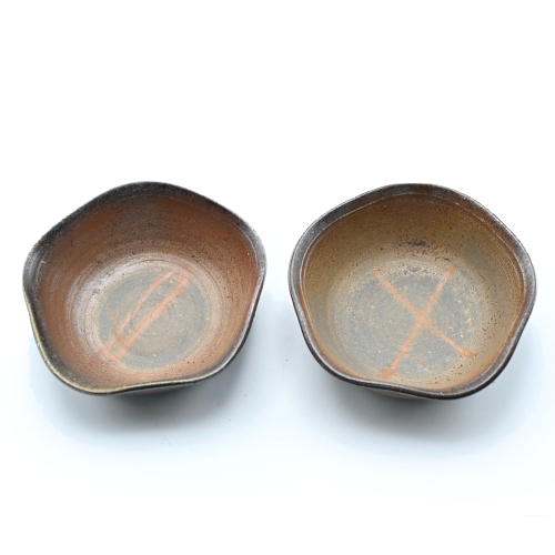 備前焼の小鉢 作家は三好満です