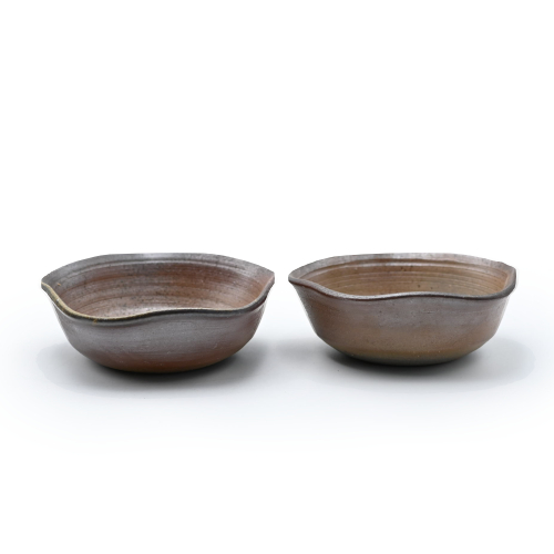 備前焼の小鉢 作家は三好満です