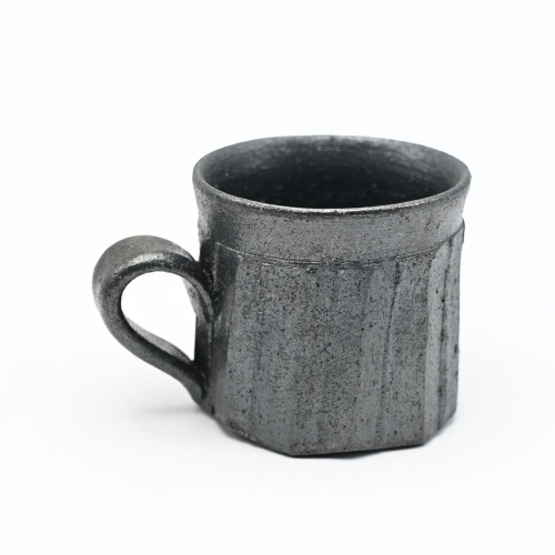 備前焼のマグカップ 作家は澁田寿昭です