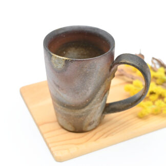 備前焼<br>マグカップ<br>作家：中居 靖
