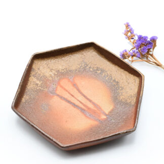 備前焼<br>六角皿<br>作家:奥本 丸味