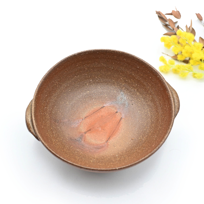 備前焼のカレー皿 作家は安田龍彦