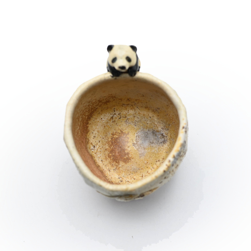 備前焼のパンダぐい呑 作家は森脇 弘行です