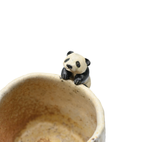 備前焼のパンダぐい呑 作家は森脇 弘行です