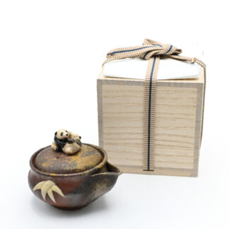 備前焼<br>パンダ宝瓶（桐箱付き）<br>作家：森脇 弘行