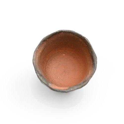 備前焼のぐい呑み 作家は奥本丸味です