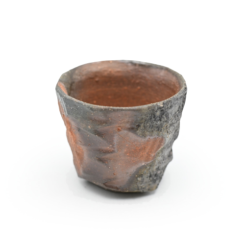 備前焼のぐい呑み 作家は奥本丸味です