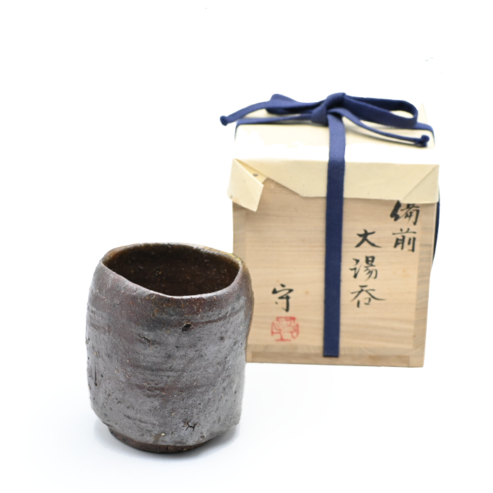 備前焼の大湯呑 作家は多久守です