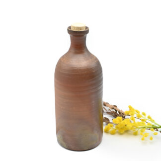 備前焼のボトル 窯元はしょうざんです