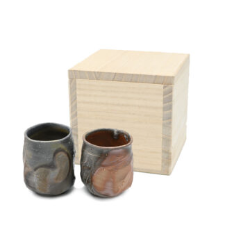 備前焼<br>湯呑みセット（桐箱付き）<br>作家：宮尾 昌宏