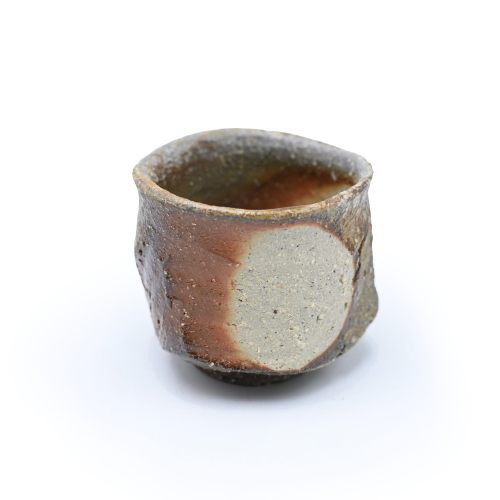 備前焼のぐい呑み 作家は宮尾昌宏です