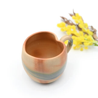 備前焼のマグカップ　窯元はしょうざんです